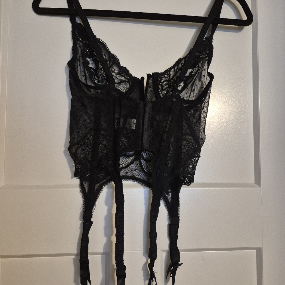 Lace Corset Bustier w Garters - Picture 3 of 6